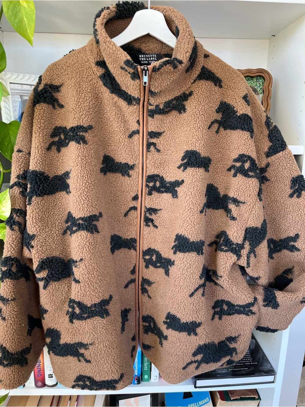 Brunette The Label Sherpa Fleece Jacket with HORSES! Size XL/XXL